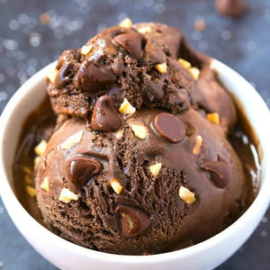 Keto Chocolate Ice Cream {4 Ingredients!}